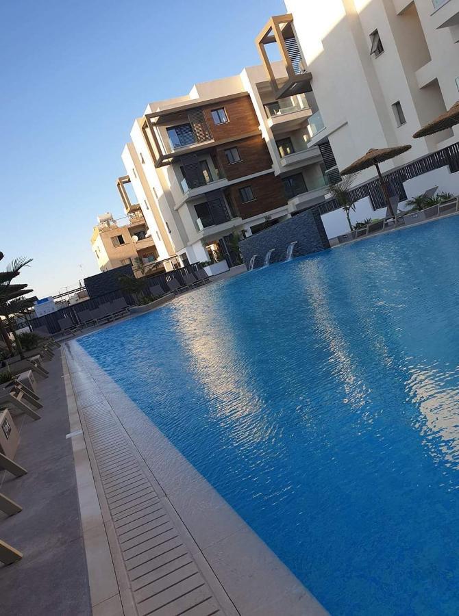 פאראלימני Cosmos Residence מראה חיצוני תמונה